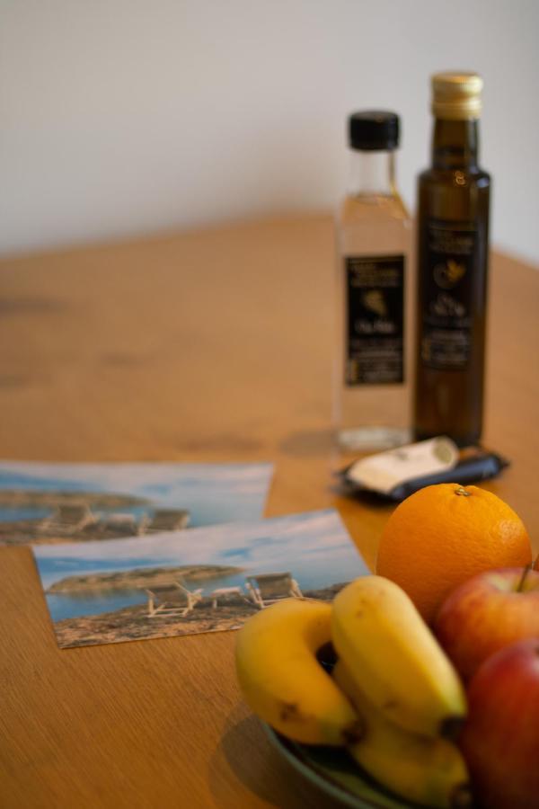 The Island House - Family Size Apt - Overlooking The Aegean - 3 Steps From The Beach Mochlos Exterior foto